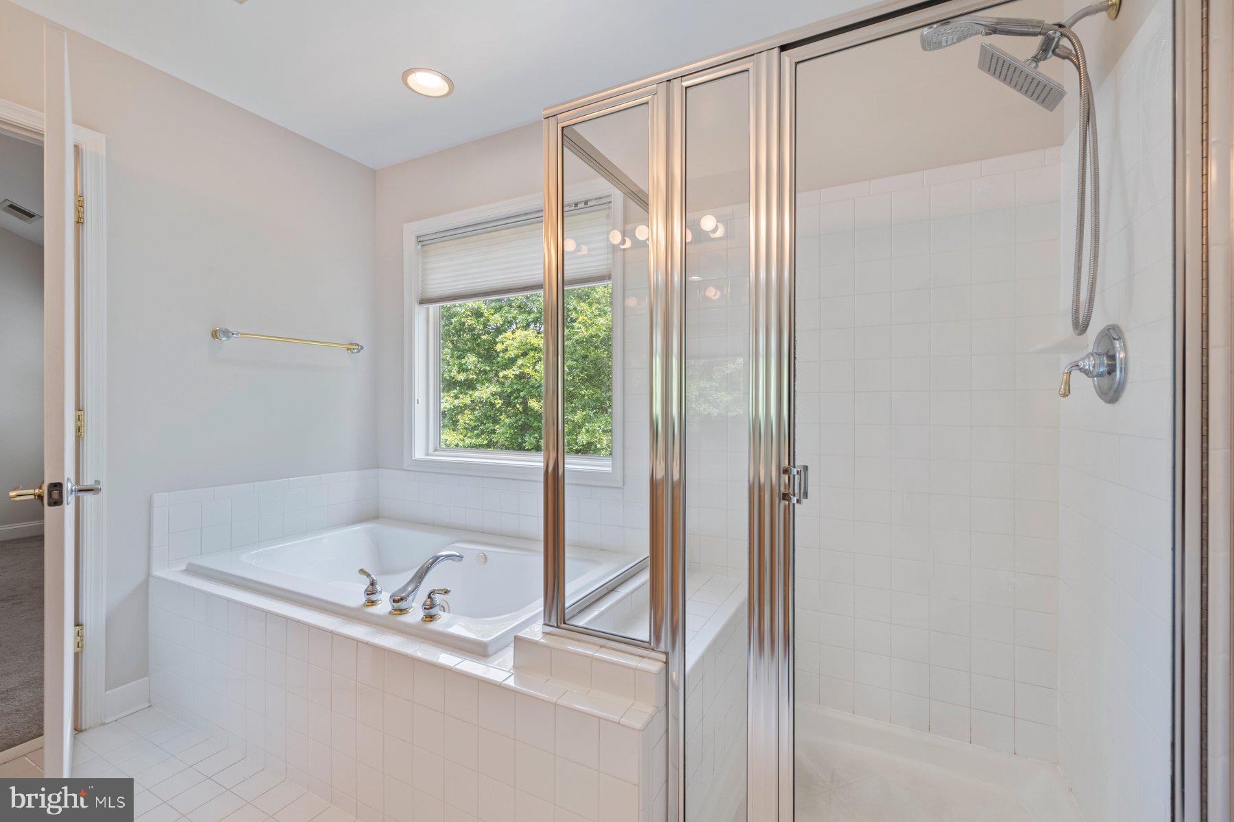 PINEY ORCHARD - Residential Lease