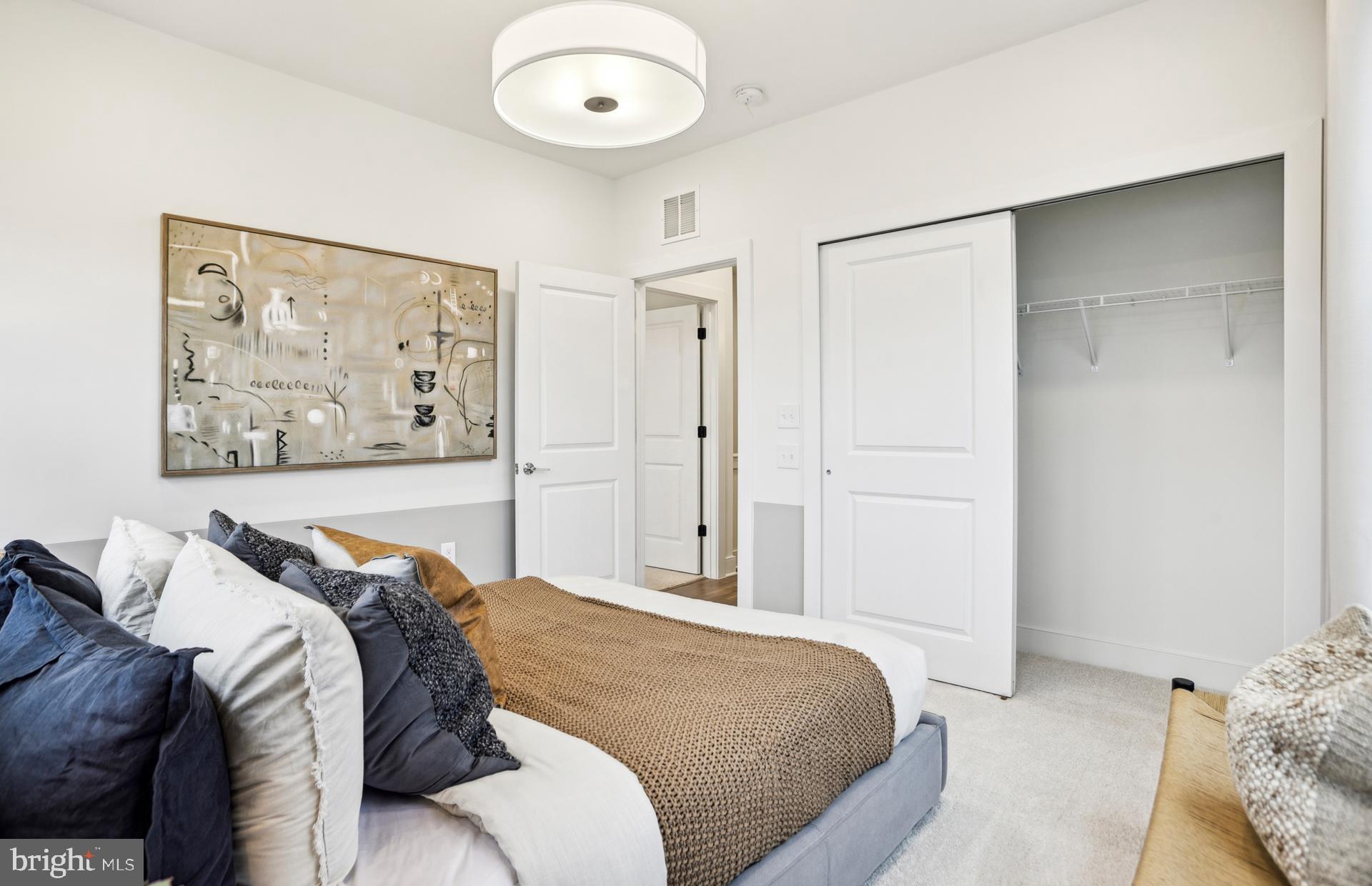 BELMONT OVERLOOK - Residential