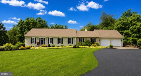 Photo of 105 Derby Court, MARTINSBURG, WV 25403 (MLS # WVBE2053312)