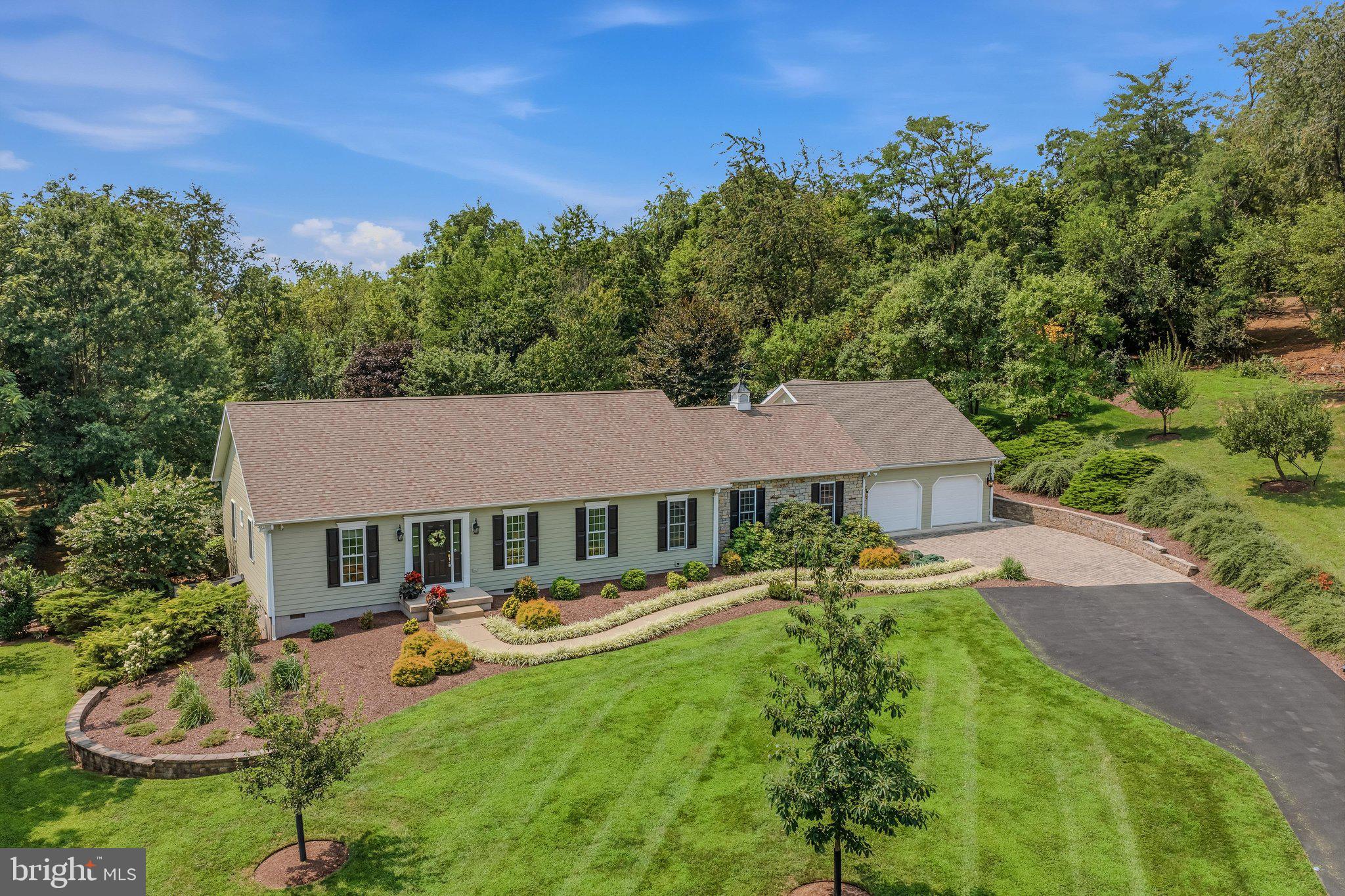 105 DERBY COURT