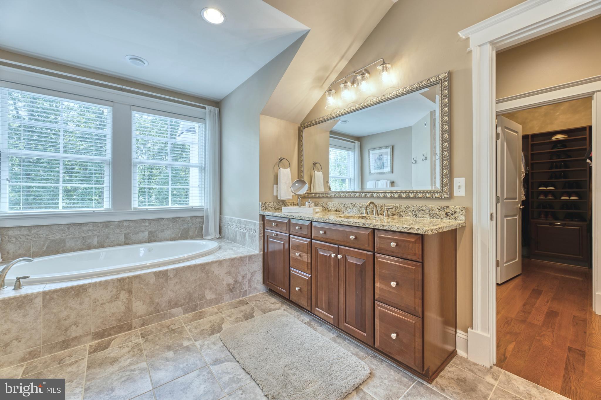 POTOMAC SHORES - Residential