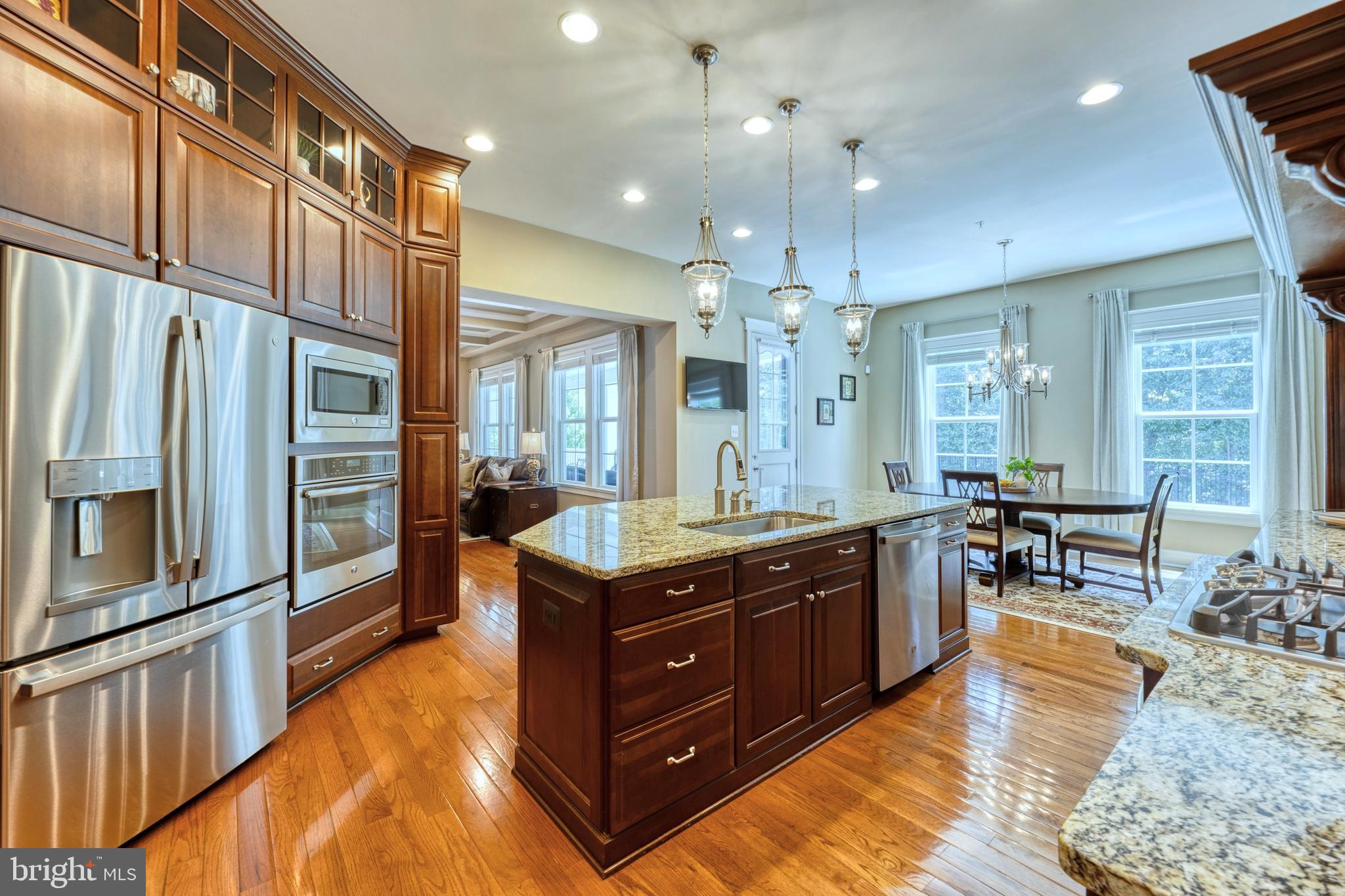 POTOMAC SHORES - Residential