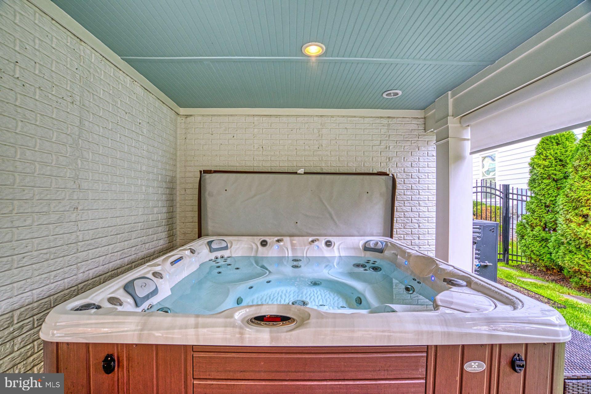 POTOMAC SHORES - Residential