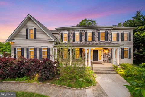 7101 IDYLWOOD ROAD FALLS CHURCH VA 22043