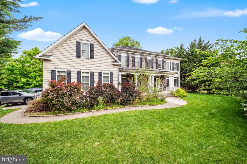 Photo of 7101 Idylwood Road, FALLS CHURCH, VA 22043 (MLS # VAFX2307684)