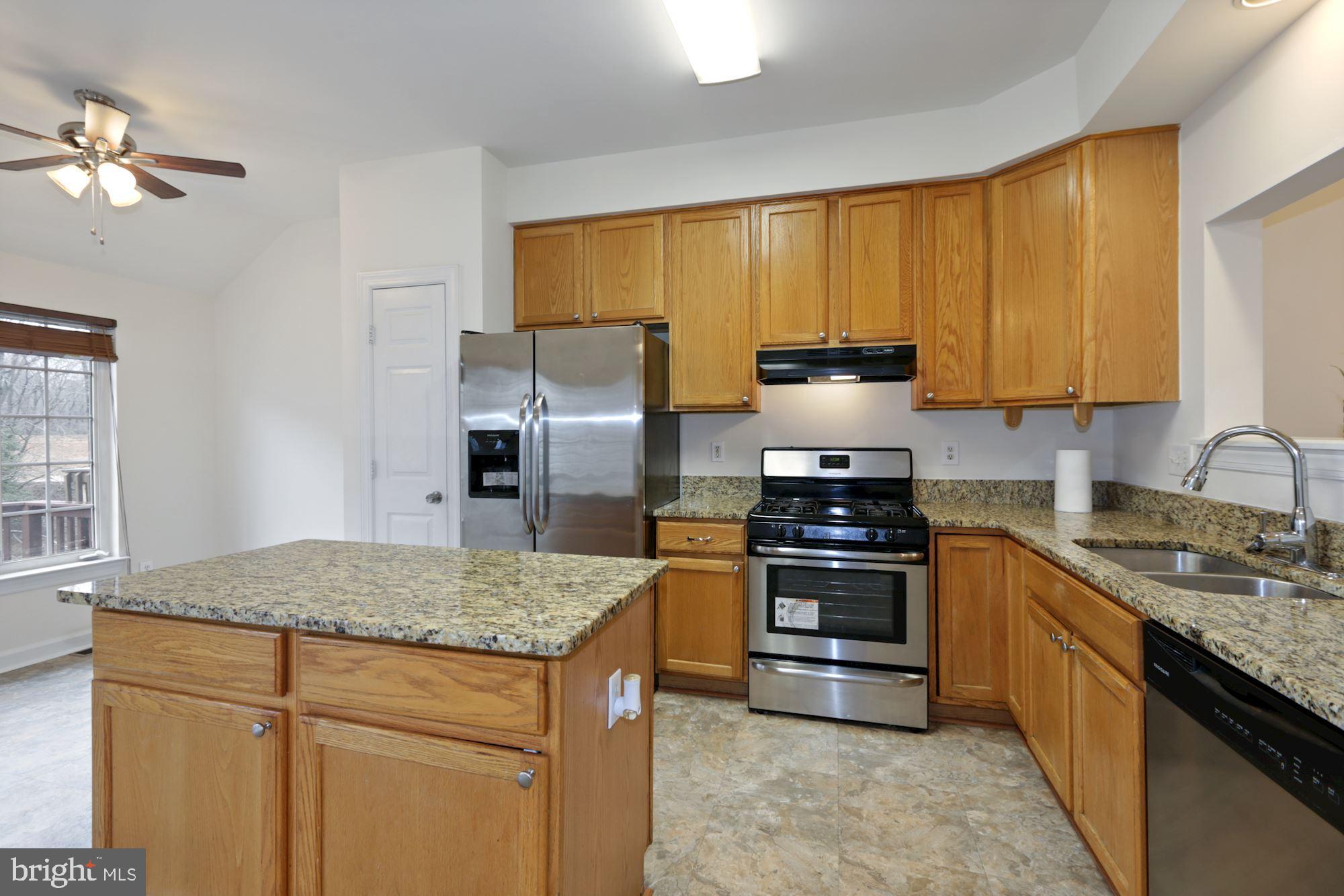 PRINCE WILLIAM COMMONS - Residential