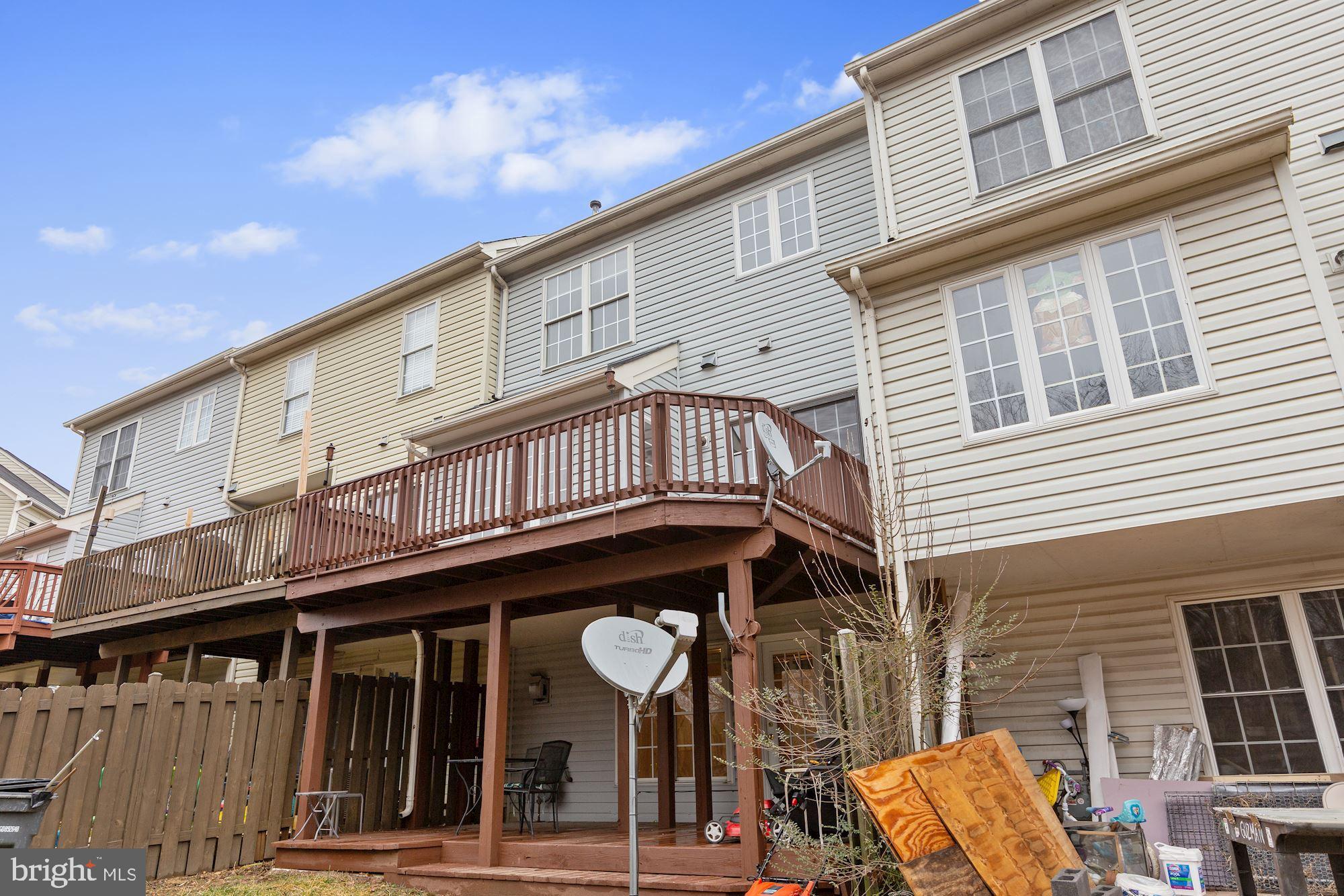 PRINCE WILLIAM COMMONS - Residential