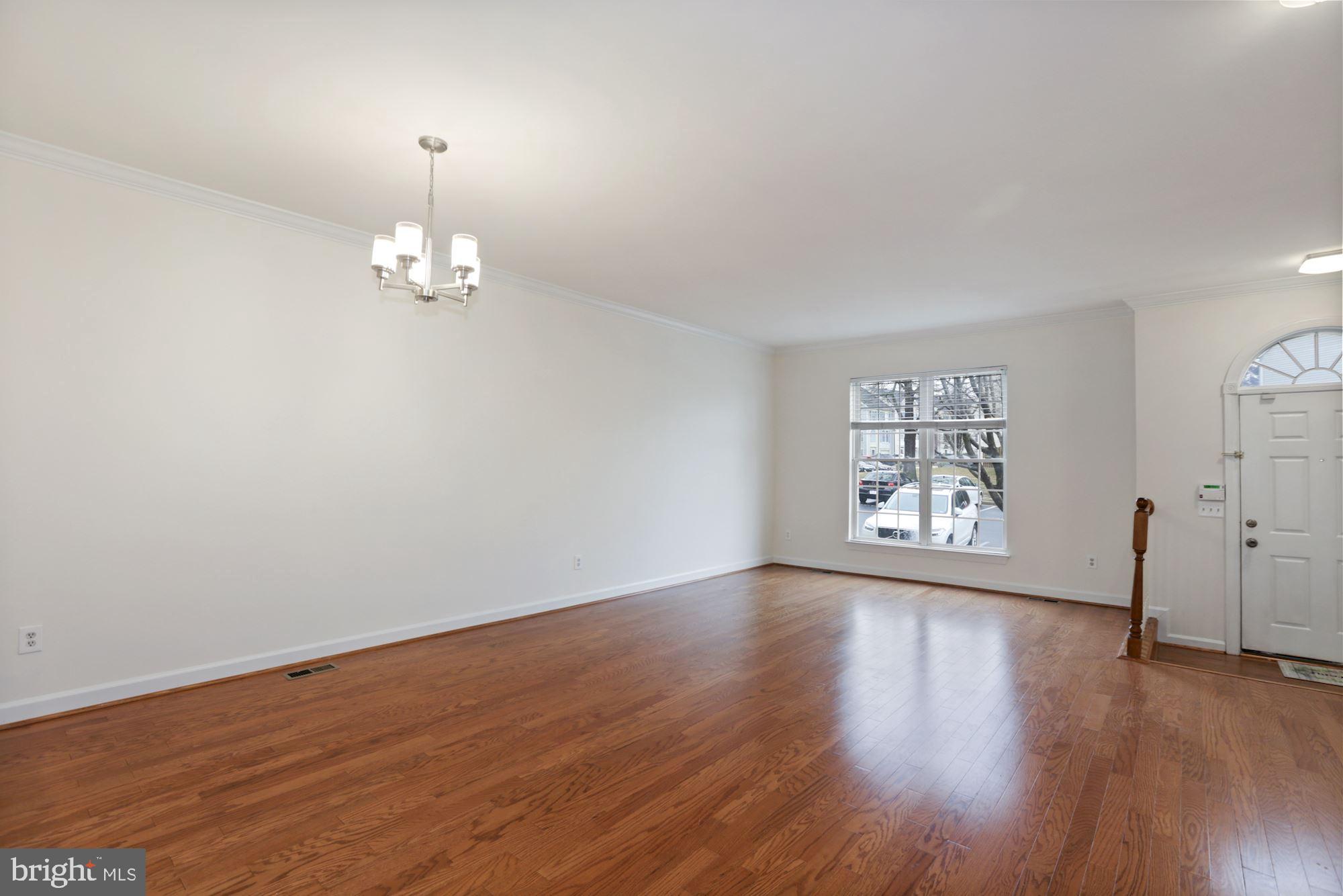 PRINCE WILLIAM COMMONS - Residential