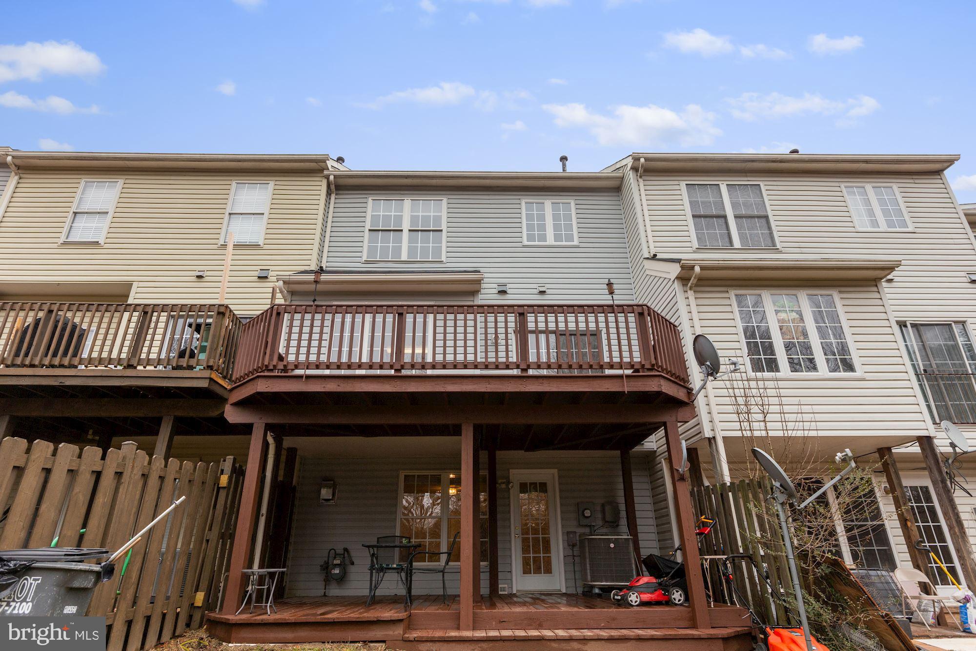 PRINCE WILLIAM COMMONS - Residential