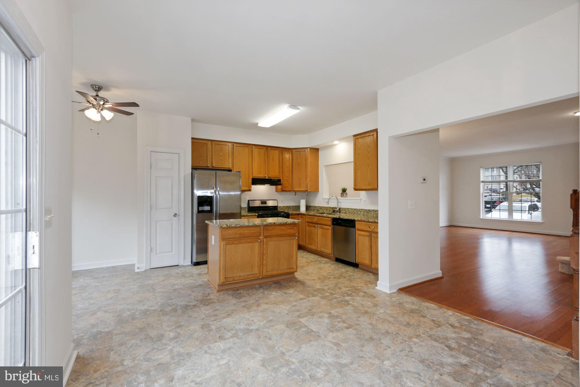 PRINCE WILLIAM COMMONS - Residential