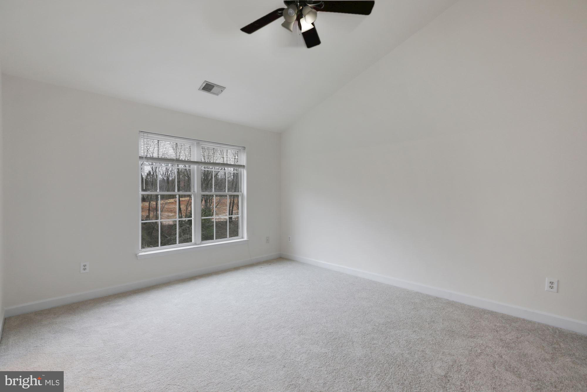 PRINCE WILLIAM COMMONS - Residential