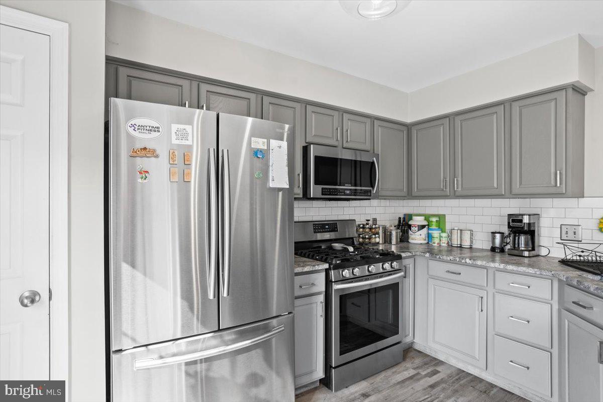 FAIRFIELD - Residential