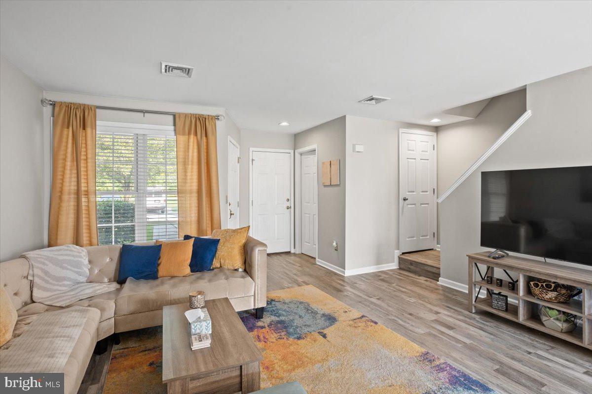 FAIRFIELD - Residential