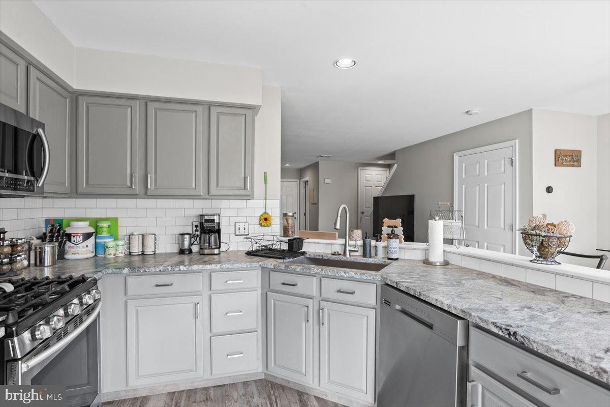 FAIRFIELD - Residential