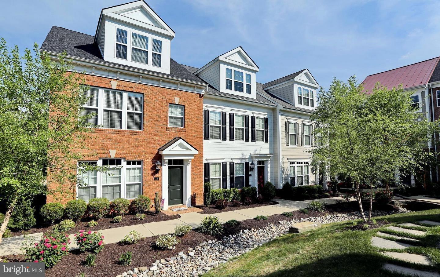 STEEPLECHASE - Residential Lease