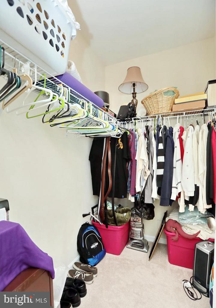 STEEPLECHASE - Residential Lease