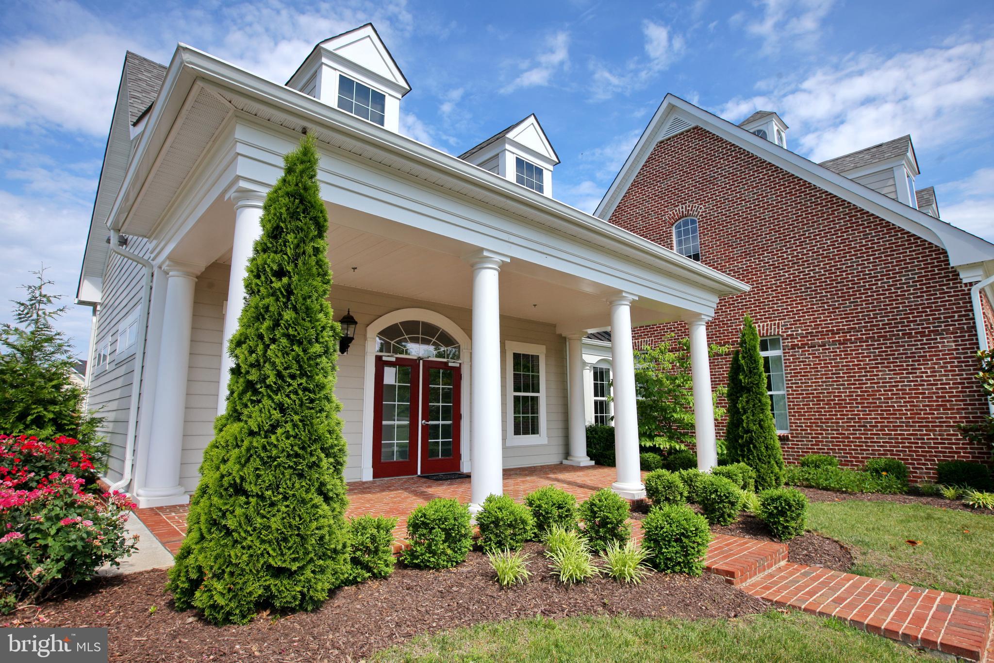 STEEPLECHASE - Residential Lease