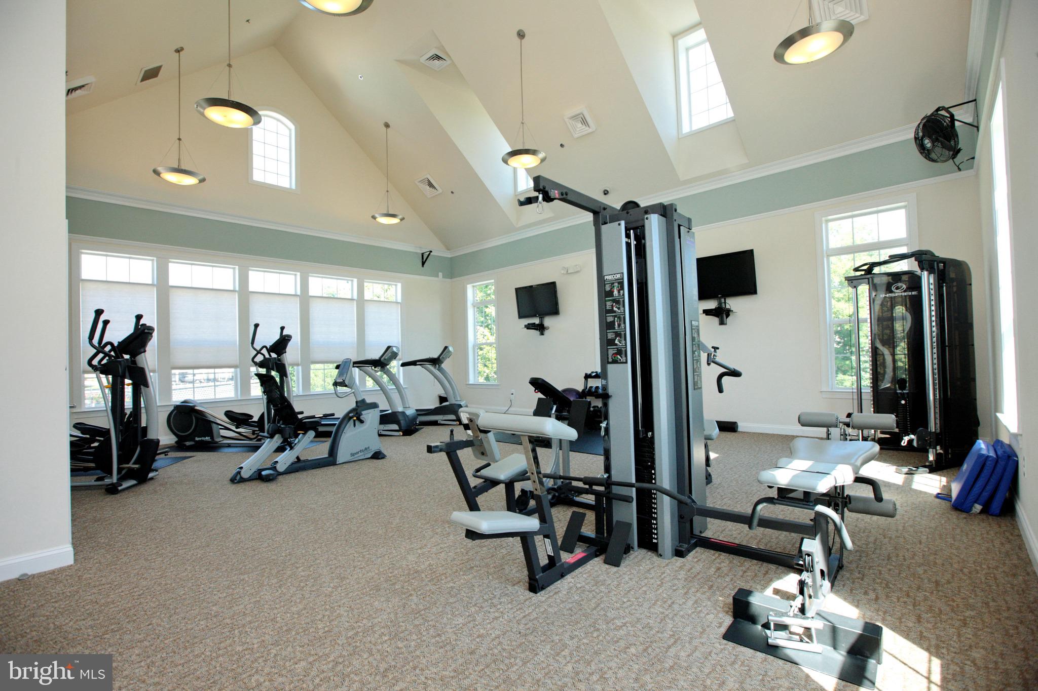 STEEPLECHASE - Residential Lease