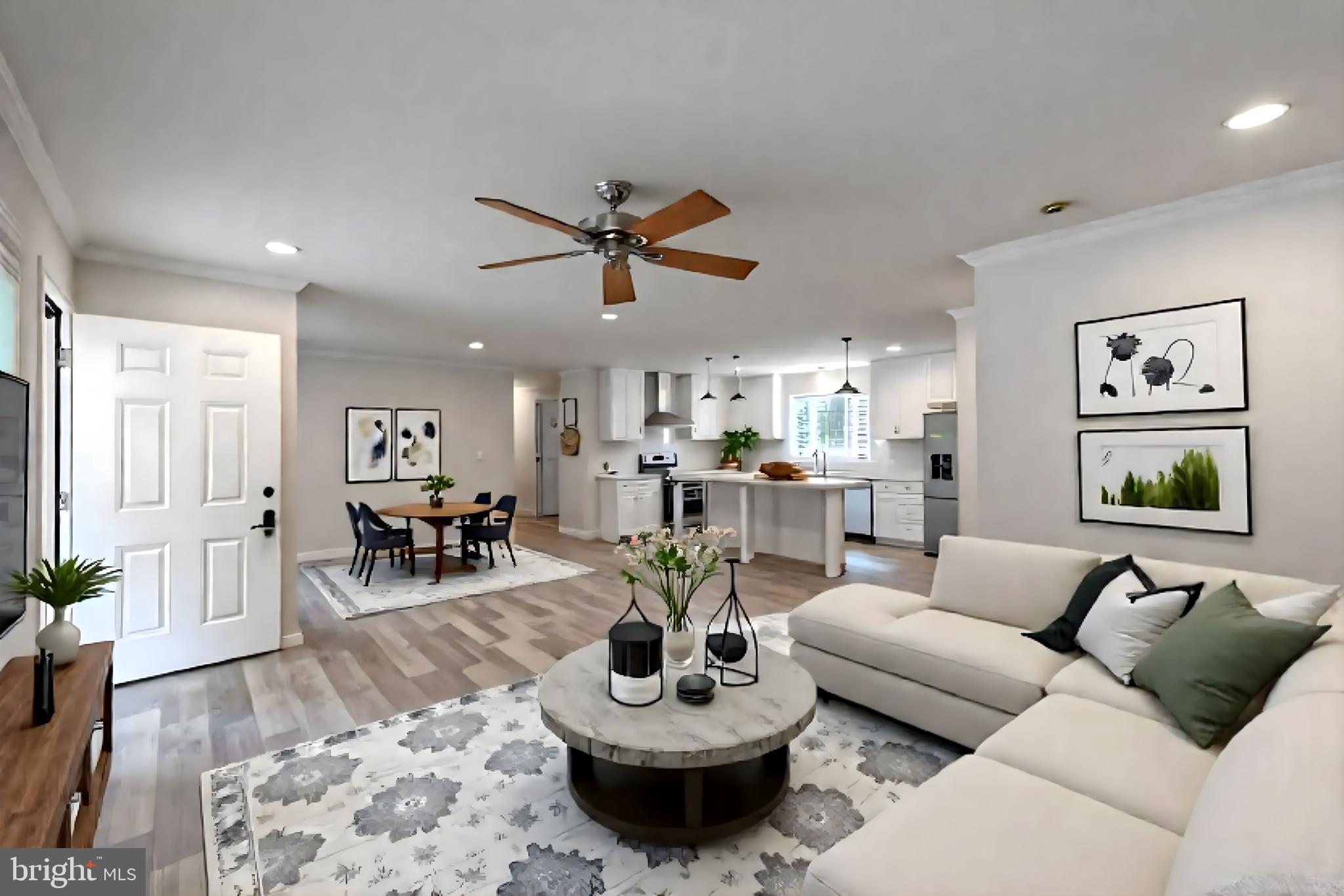 TWIN LAKES - Residential