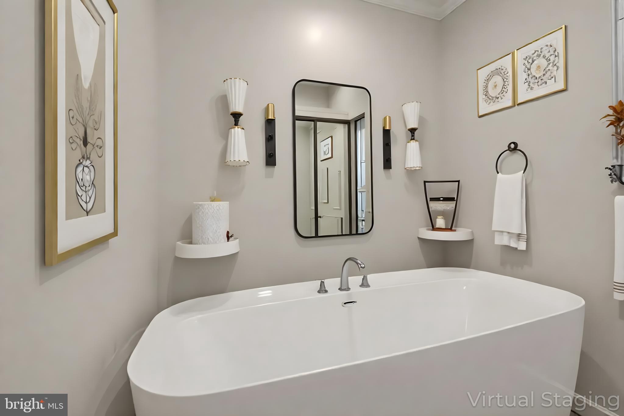 TWIN LAKES - Residential