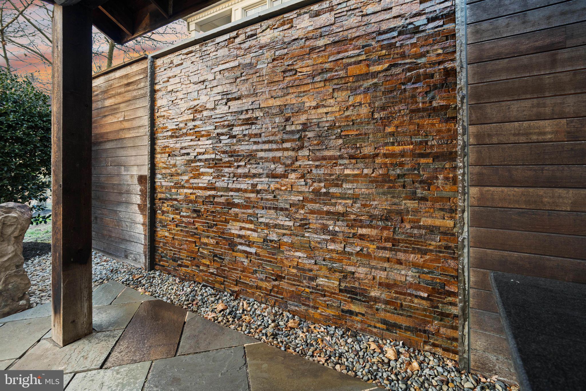 POLAND - Residential