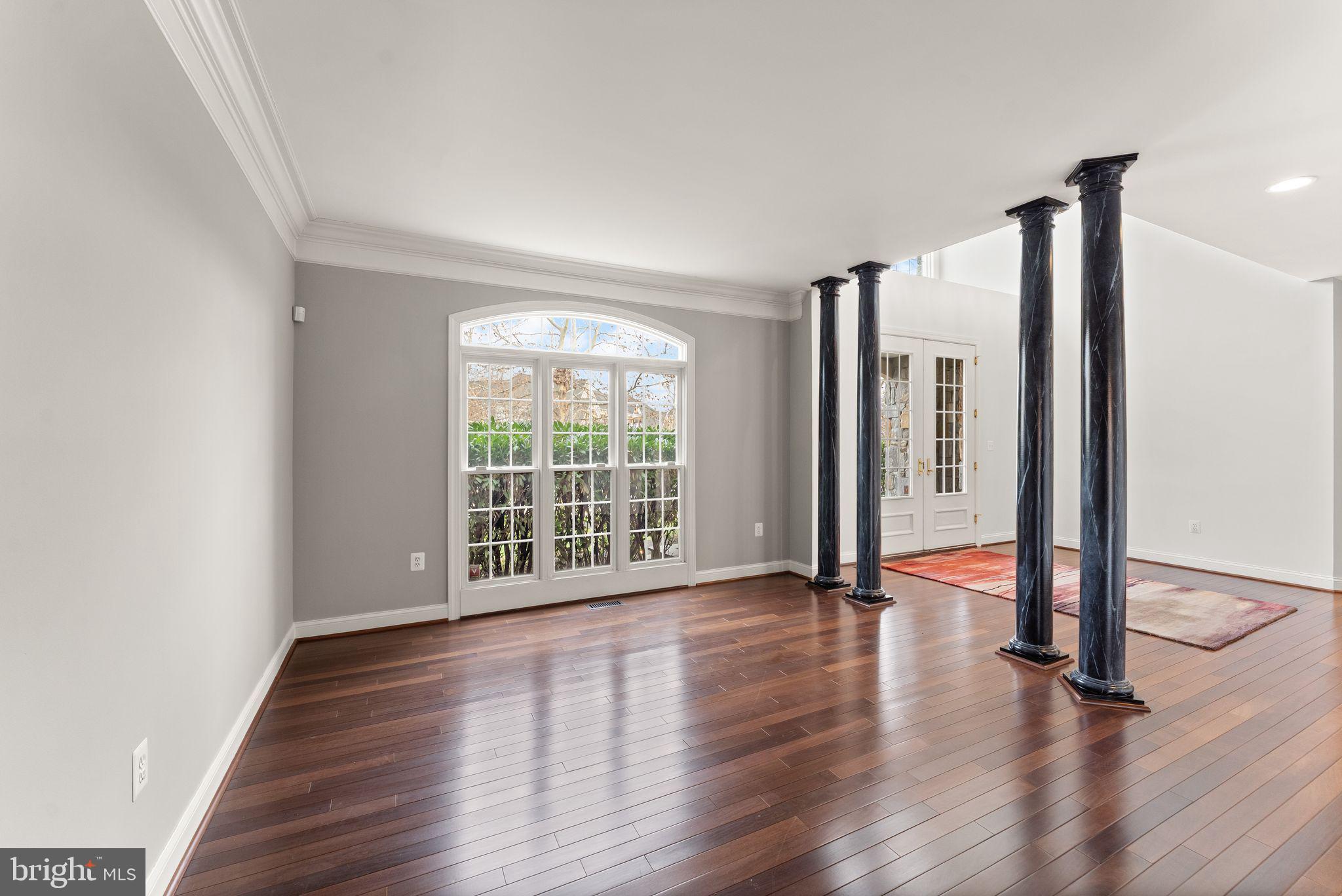 POLAND - Residential