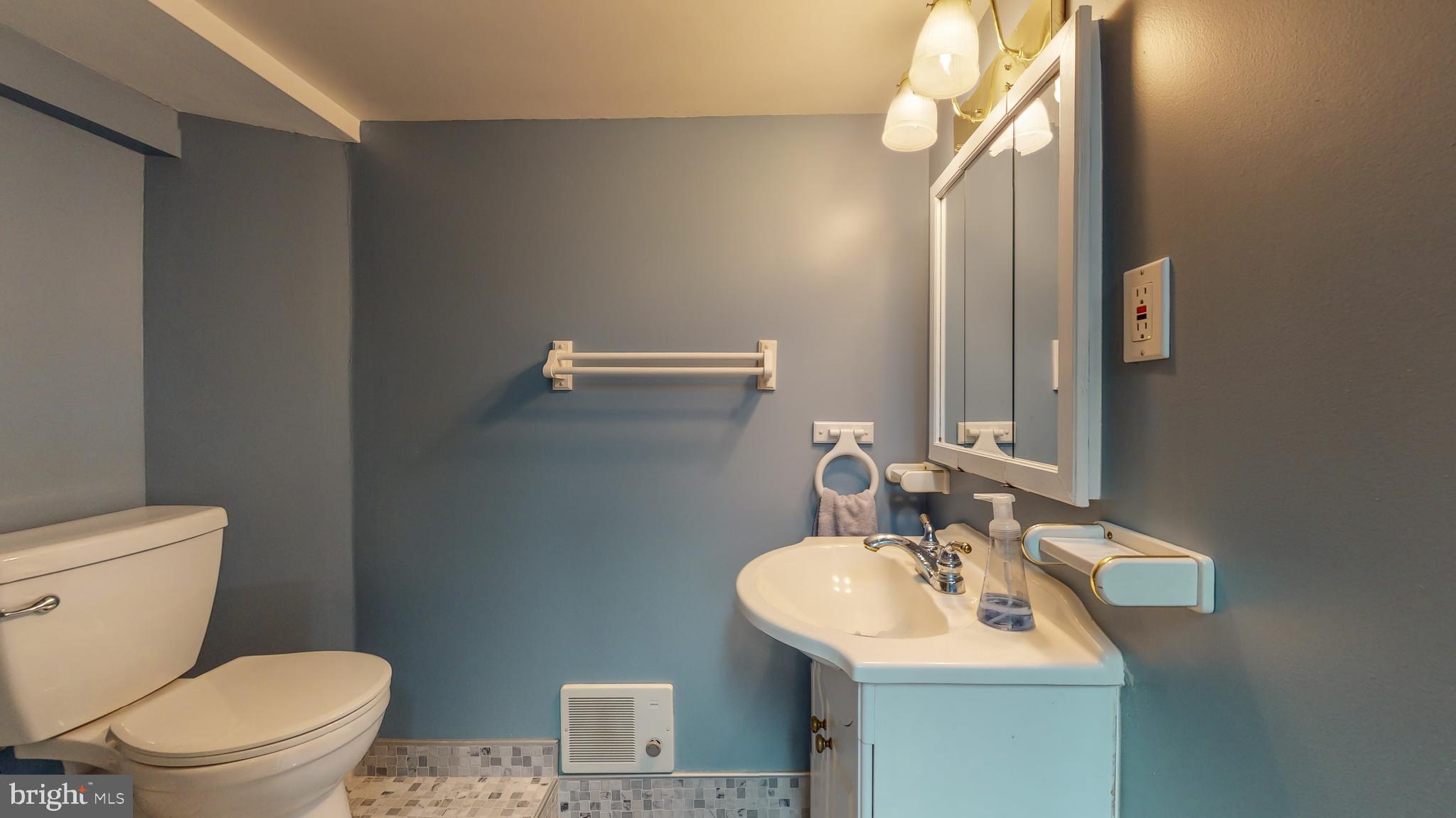 OVERLEA MANOR - Residential