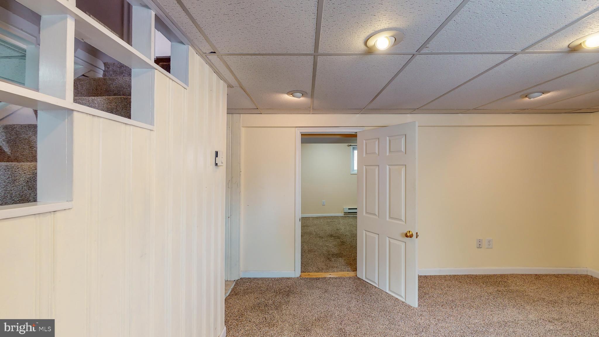 OVERLEA MANOR - Residential