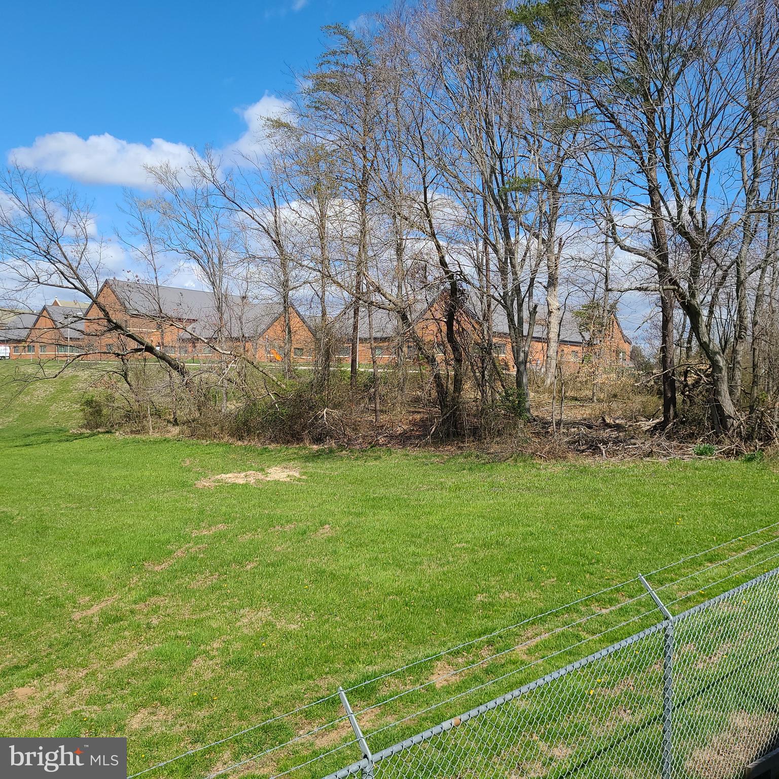 OVERLEA MANOR - Residential