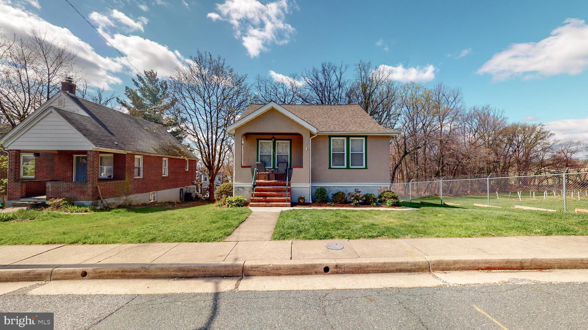 OVERLEA MANOR - Residential