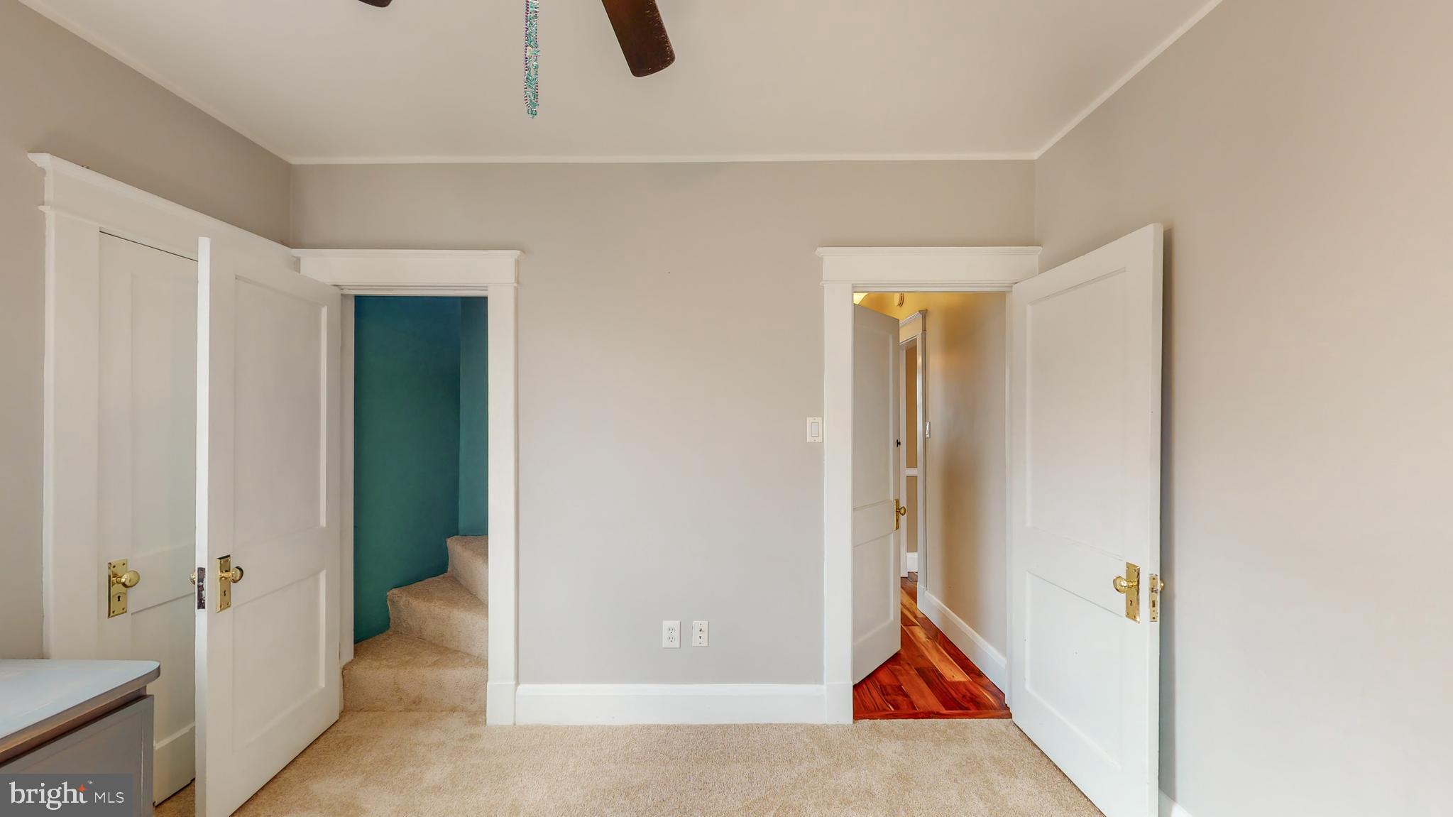 OVERLEA MANOR - Residential