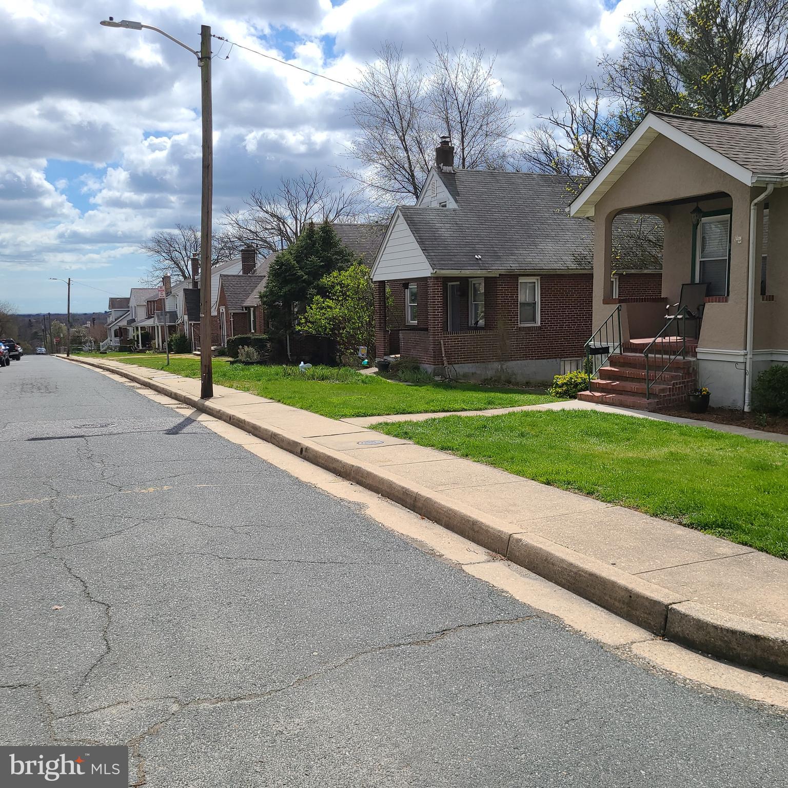 OVERLEA MANOR - Residential