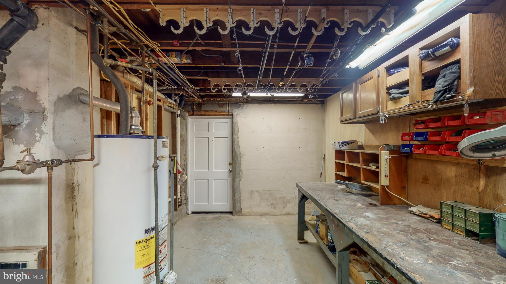 OVERLEA MANOR - Residential