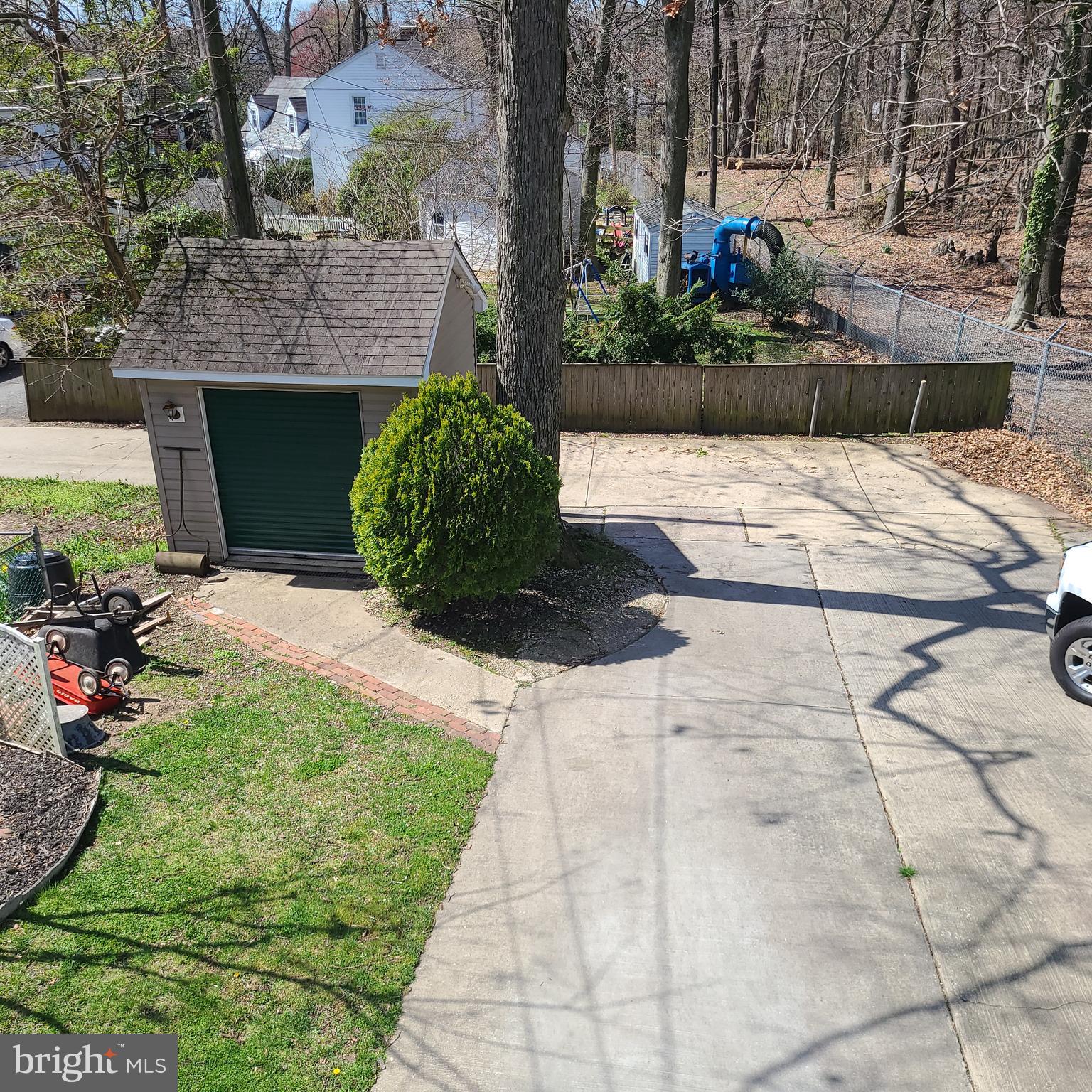 OVERLEA MANOR - Residential