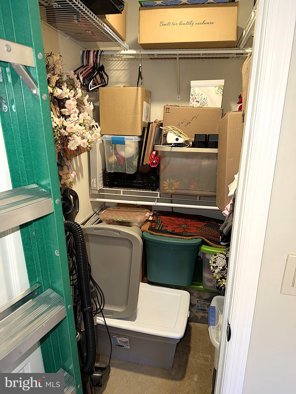 DEERFIELD - Residential