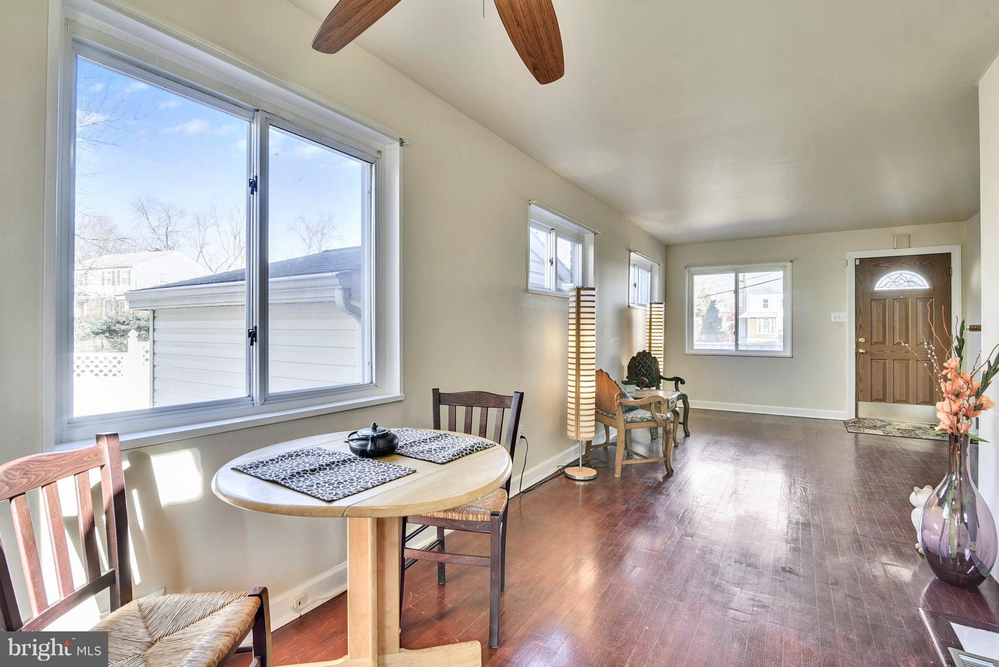 BUCKNELL MANOR - Residential