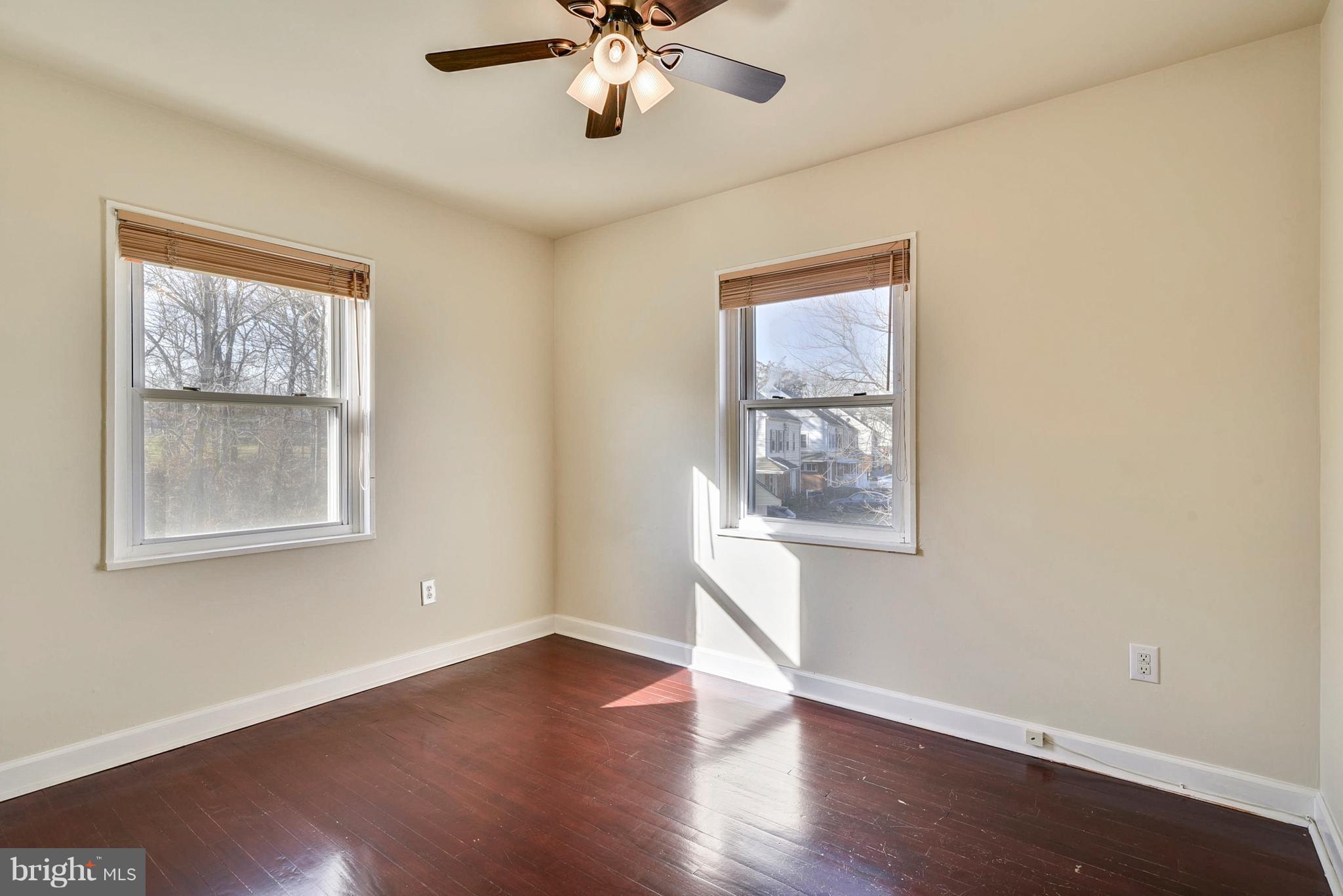 BUCKNELL MANOR - Residential