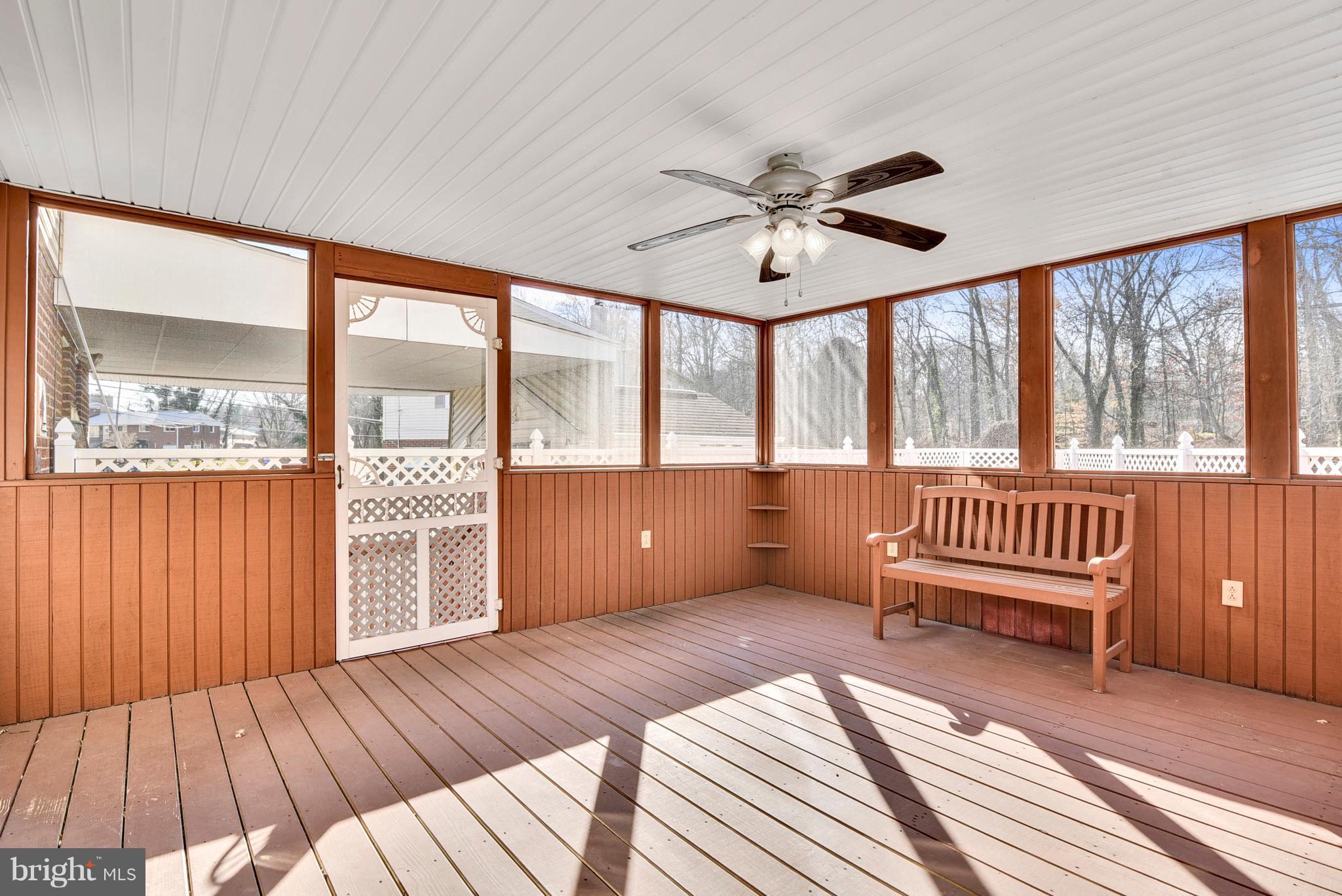 BUCKNELL MANOR - Residential