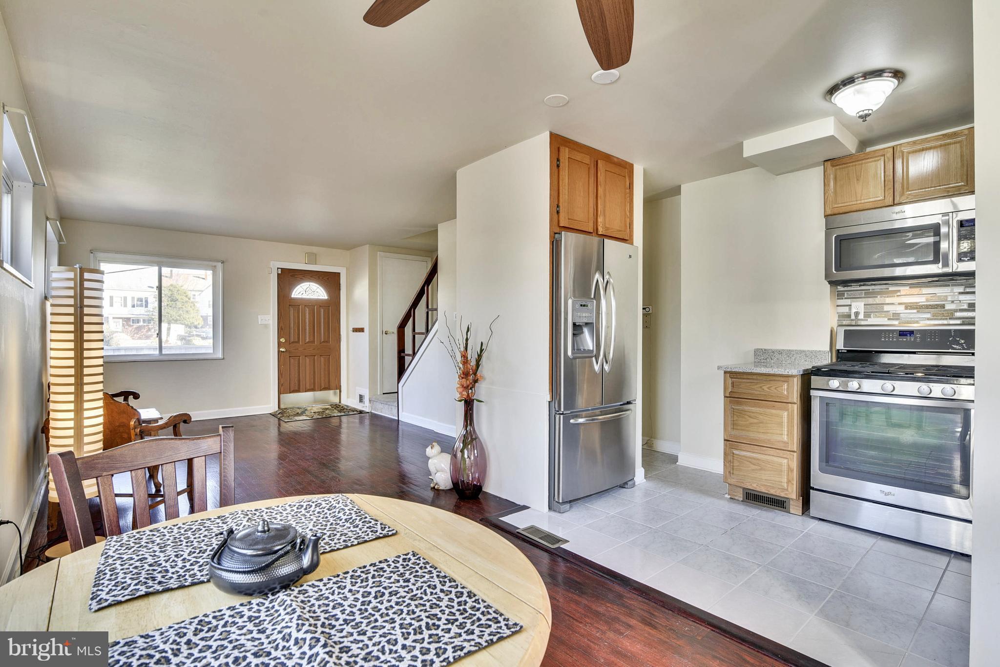 BUCKNELL MANOR - Residential