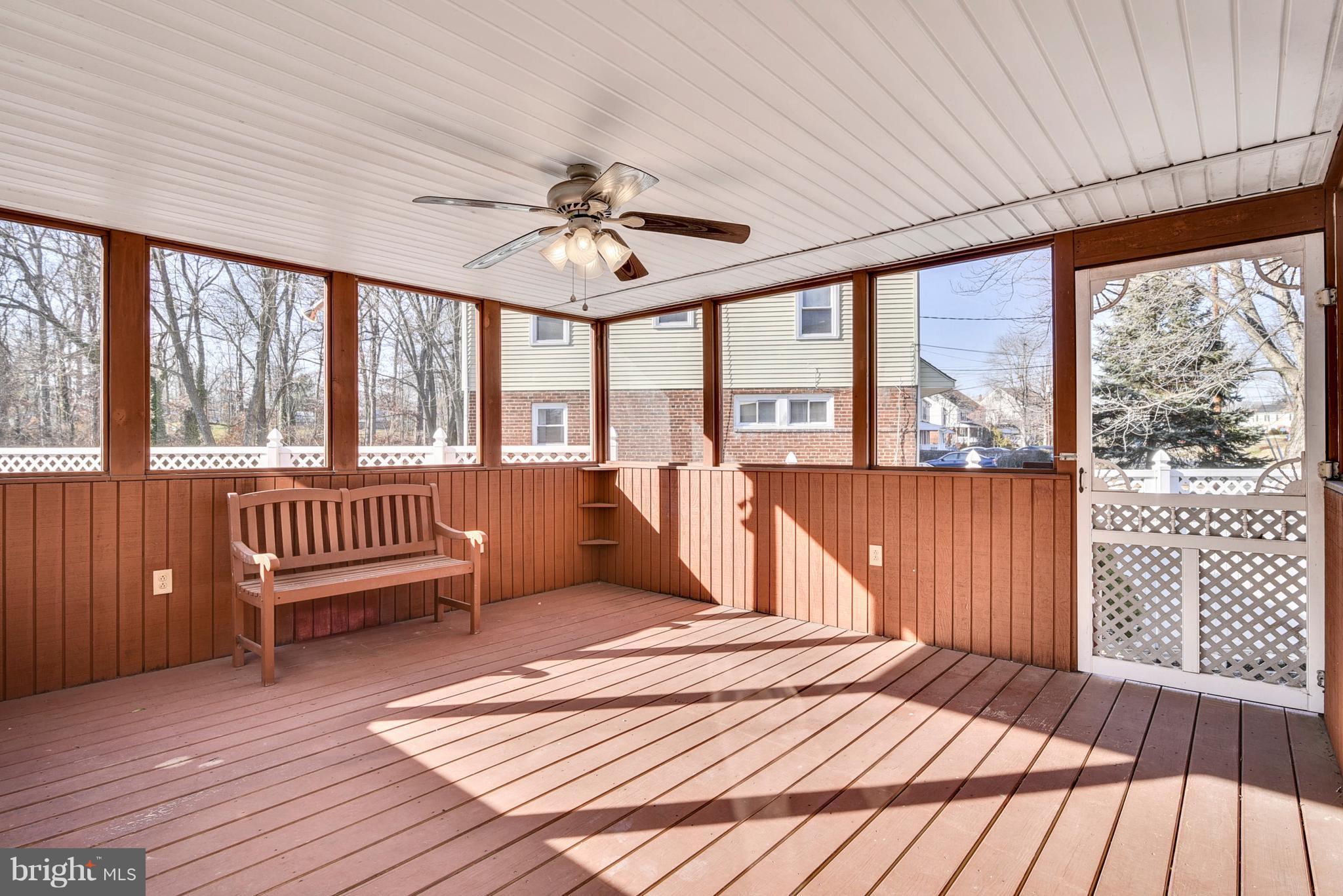 BUCKNELL MANOR - Residential