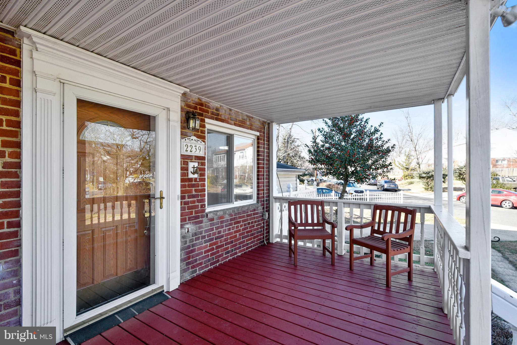 BUCKNELL MANOR - Residential