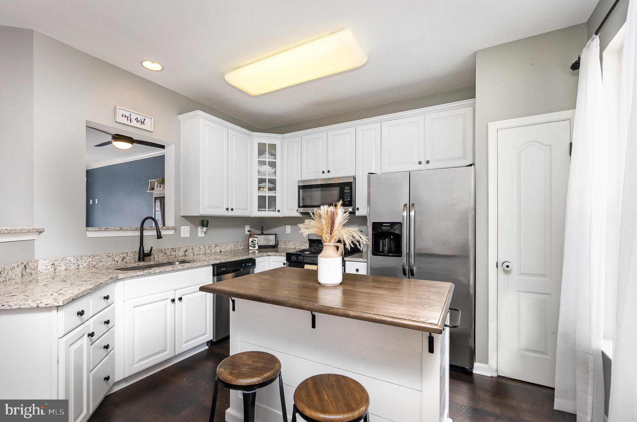 MONMOUTH MEADOWS - Residential