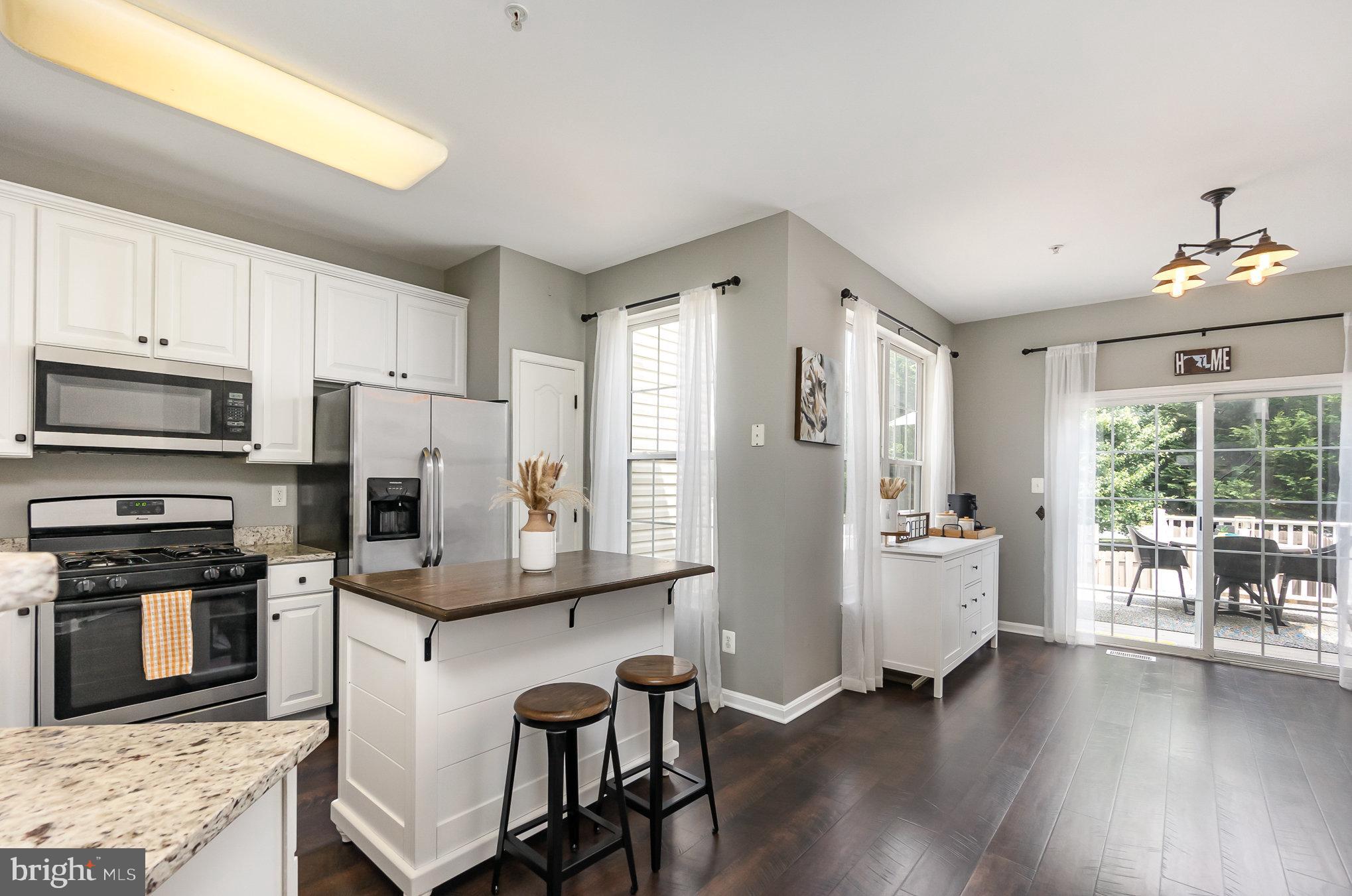 MONMOUTH MEADOWS - Residential