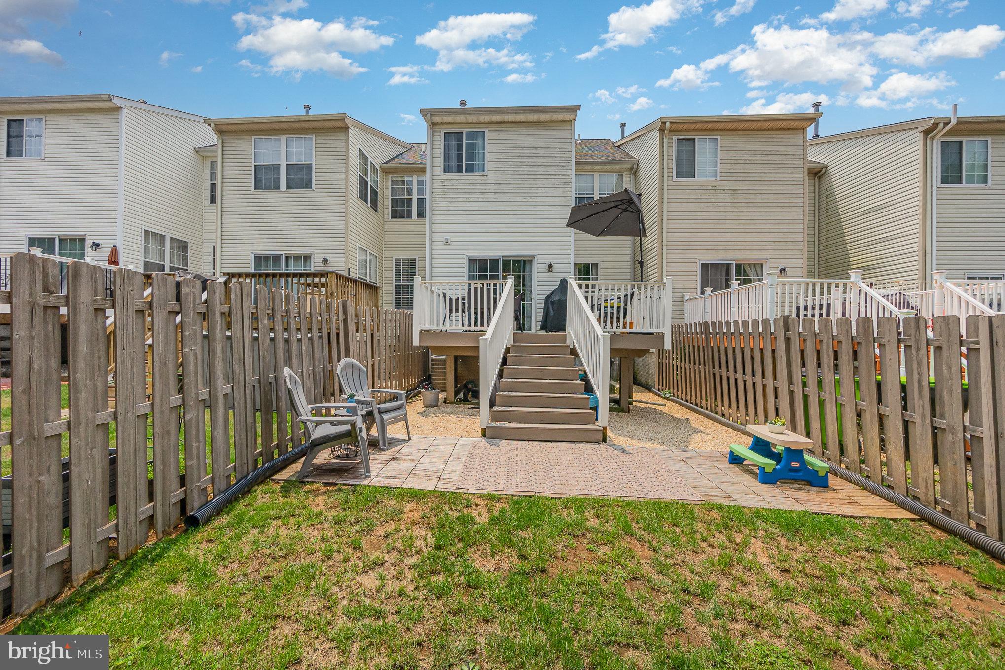 MONMOUTH MEADOWS - Residential