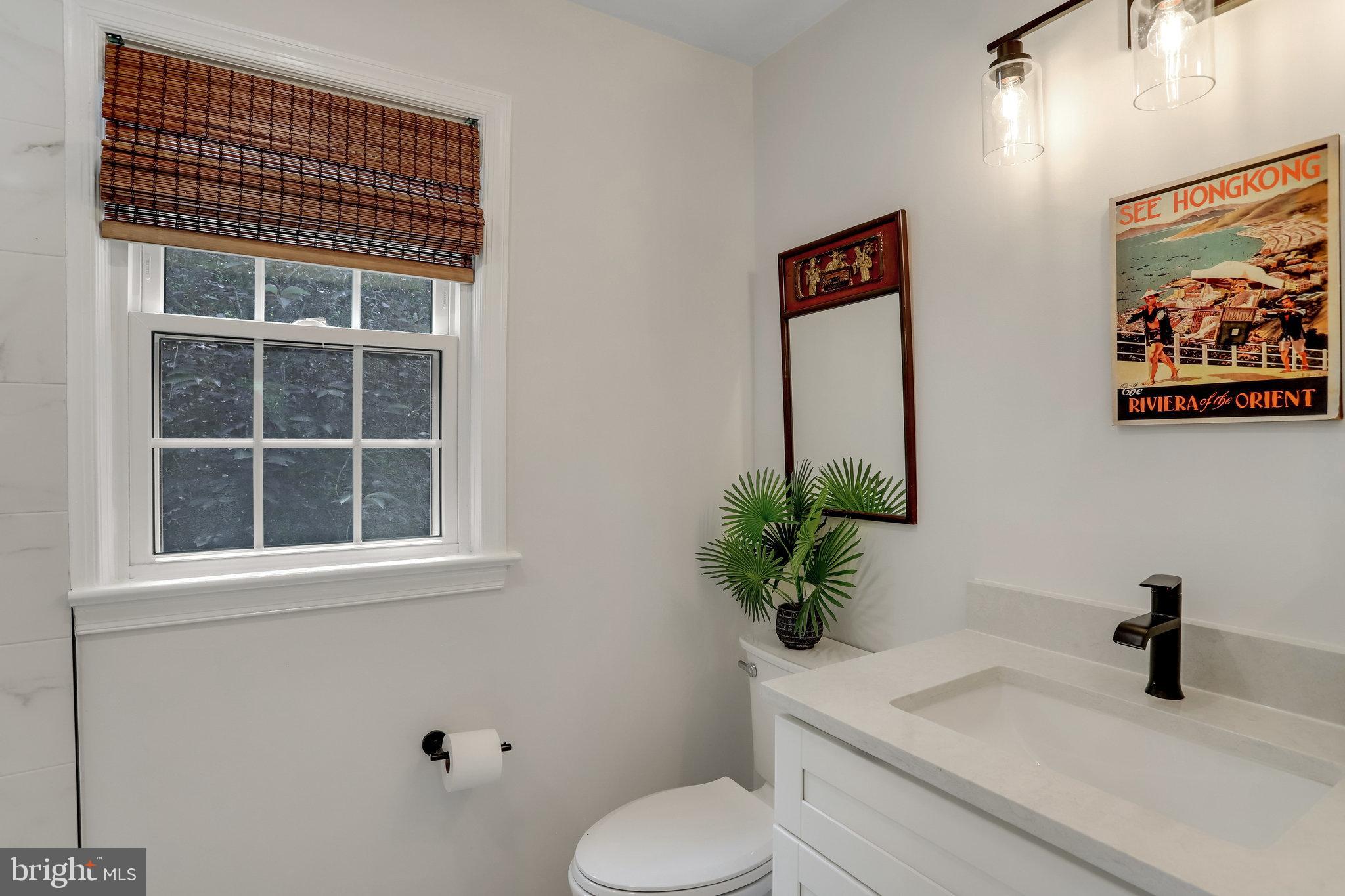 RIVERSIDE MANOR - Residential