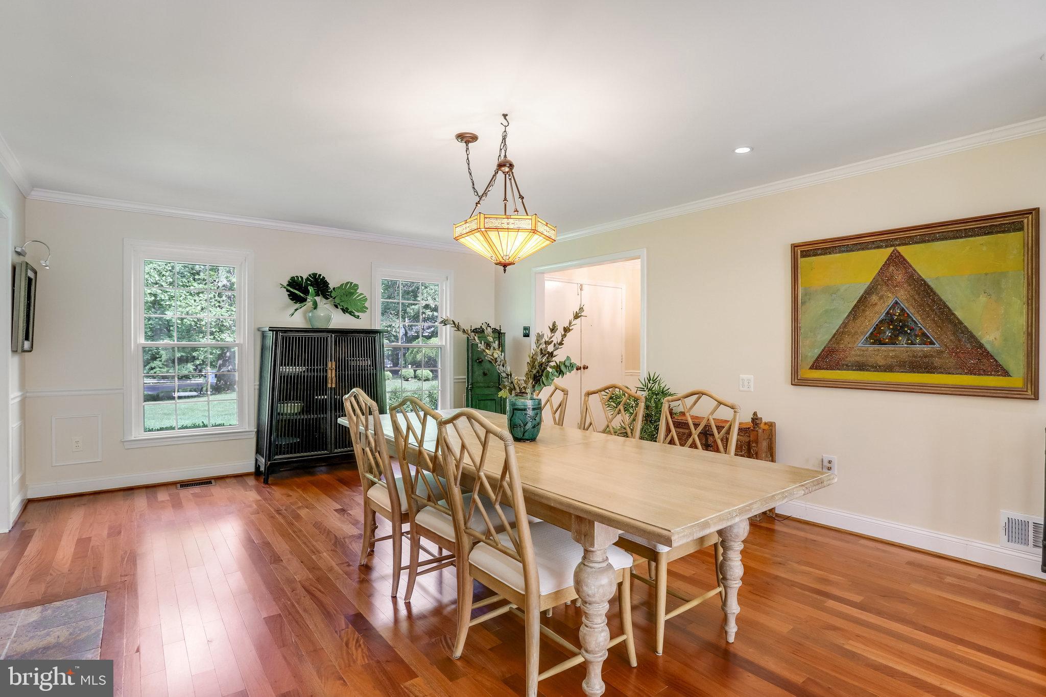 RIVERSIDE MANOR - Residential