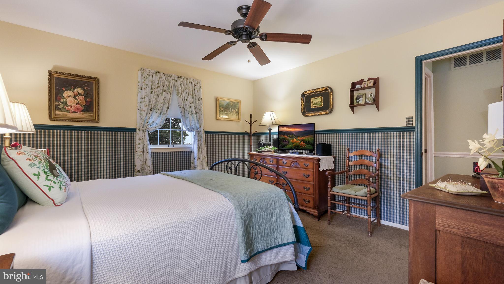 COLLEGE PARK - Residential