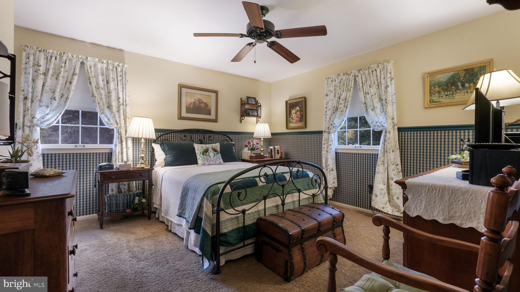 COLLEGE PARK - Residential