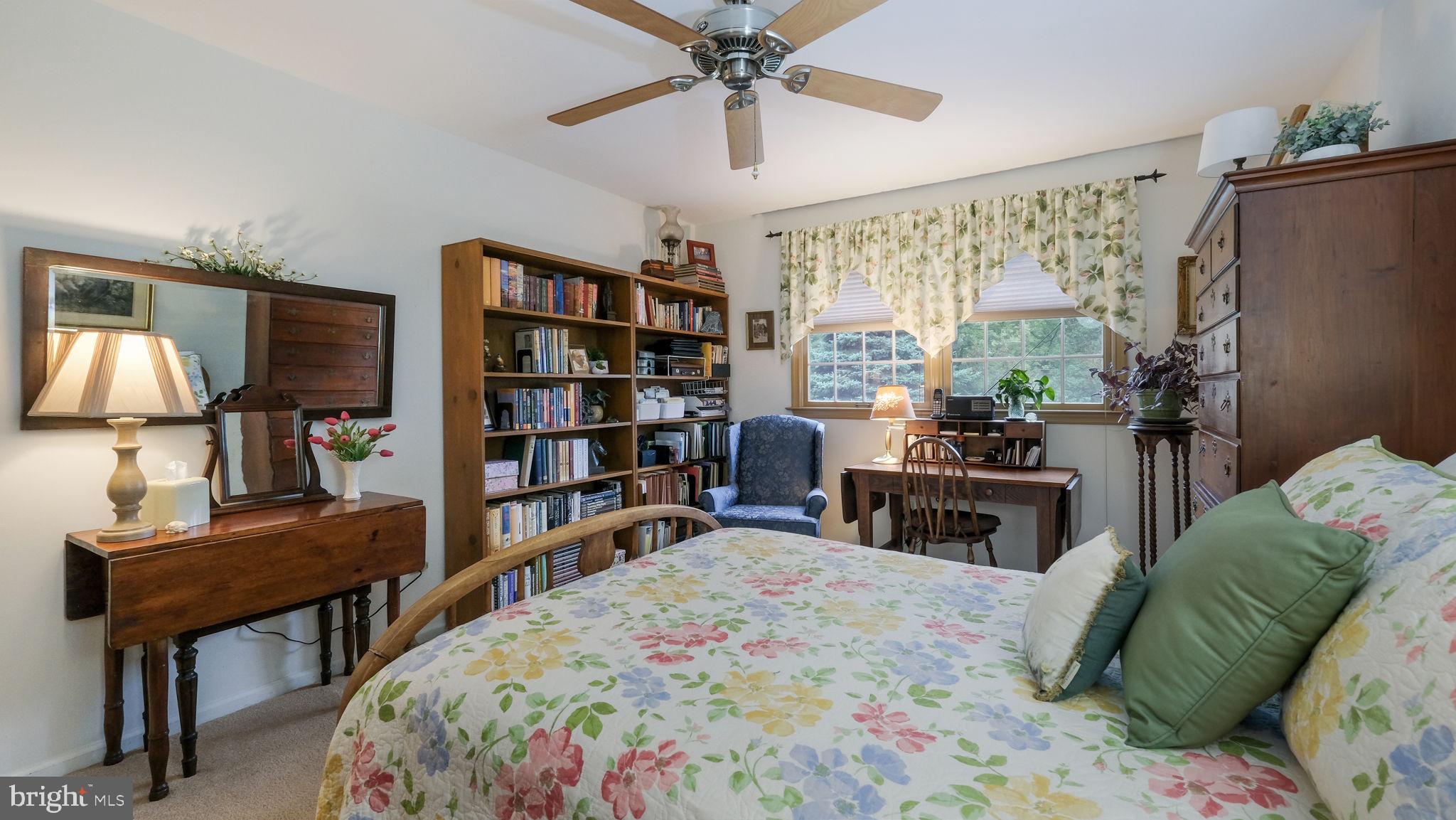 COLLEGE PARK - Residential