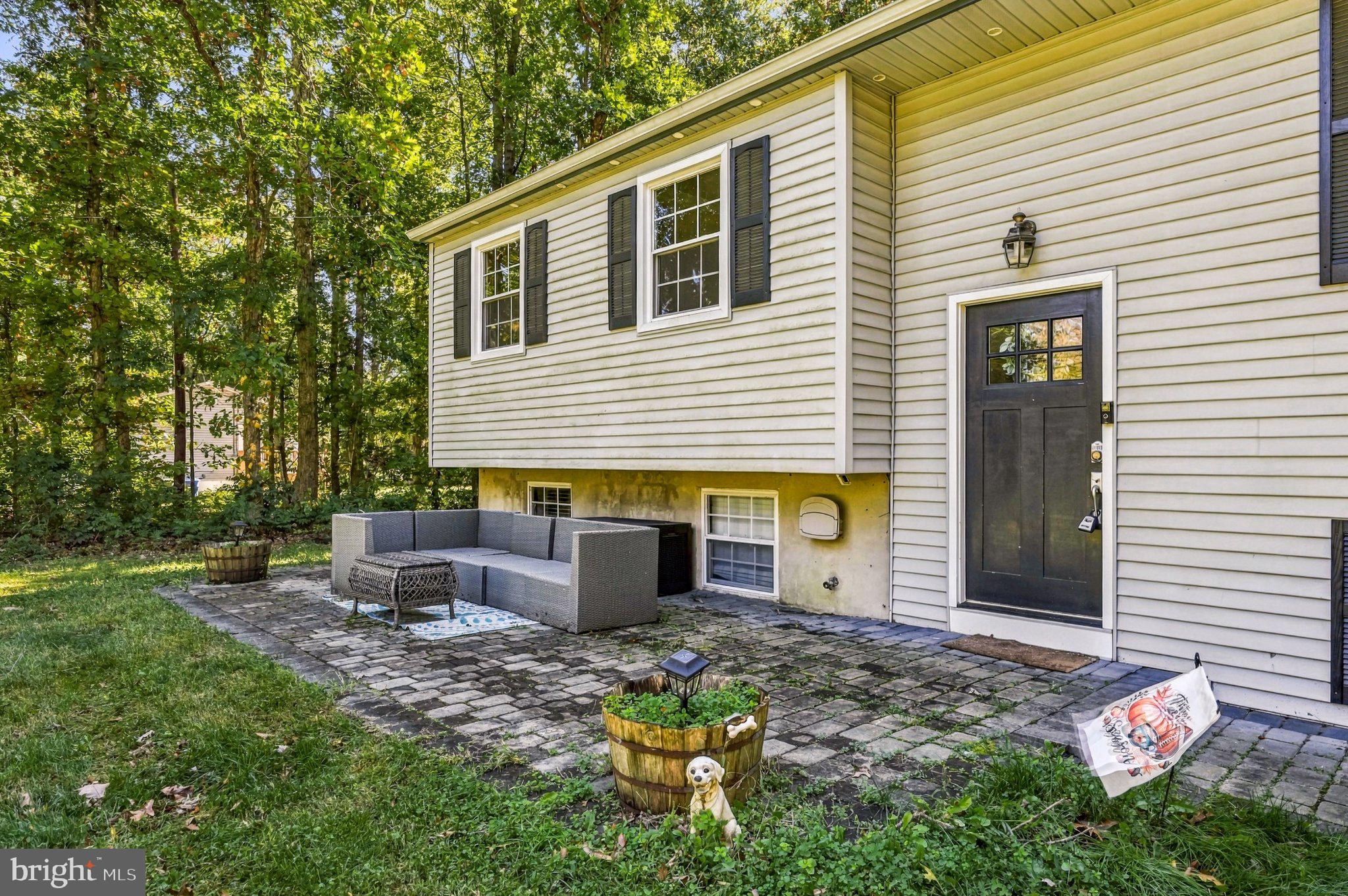 2992 DUTCH MILL ROAD